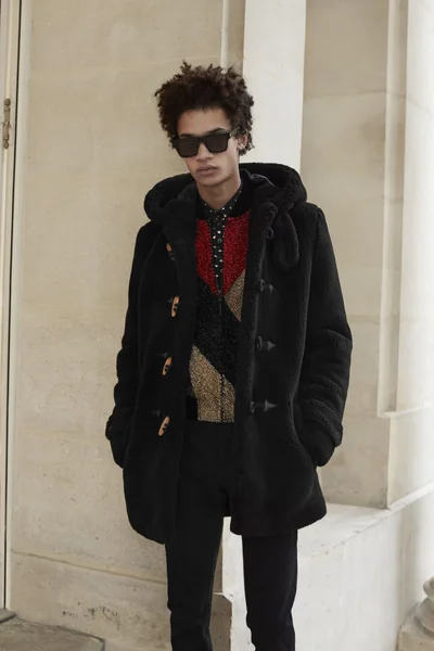 Look 45